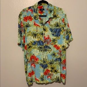 🎀 5/25 Hawaiian “Tacky Tourist” Button up Shirt